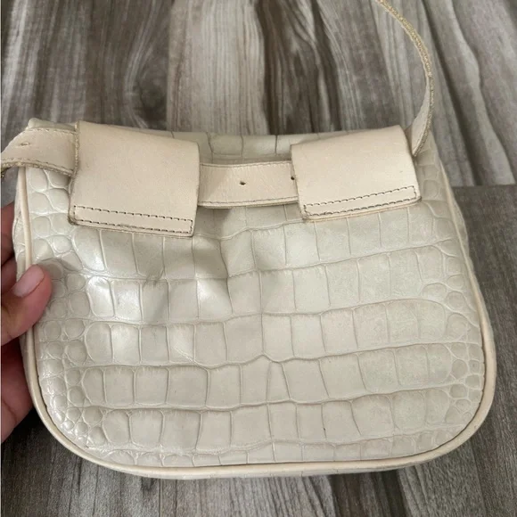 Clare V Cream Crocodile-Embossed Crossbody Bag - Picture 10 of 11